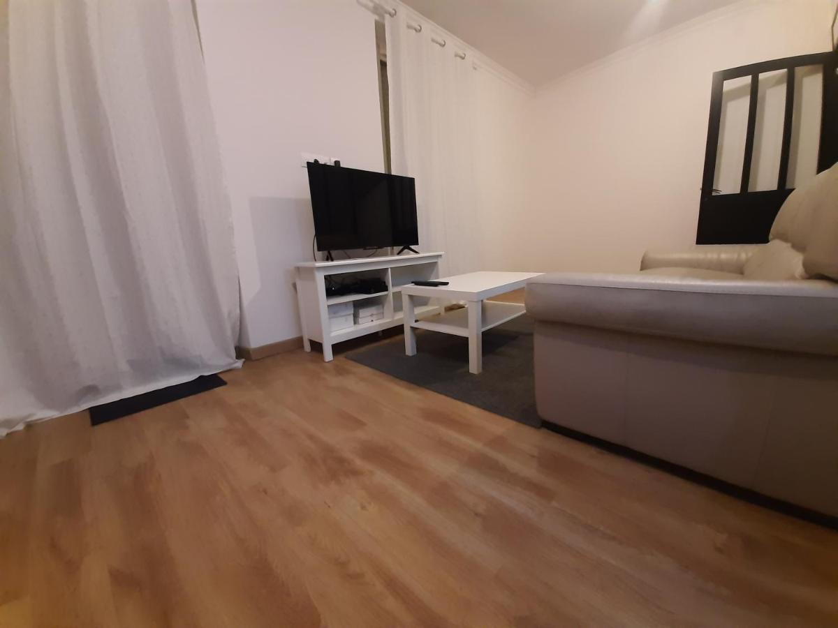 Appartement 2 Pieces, Proche Rer, Bus Et Chateau Rambouillet Exterior foto